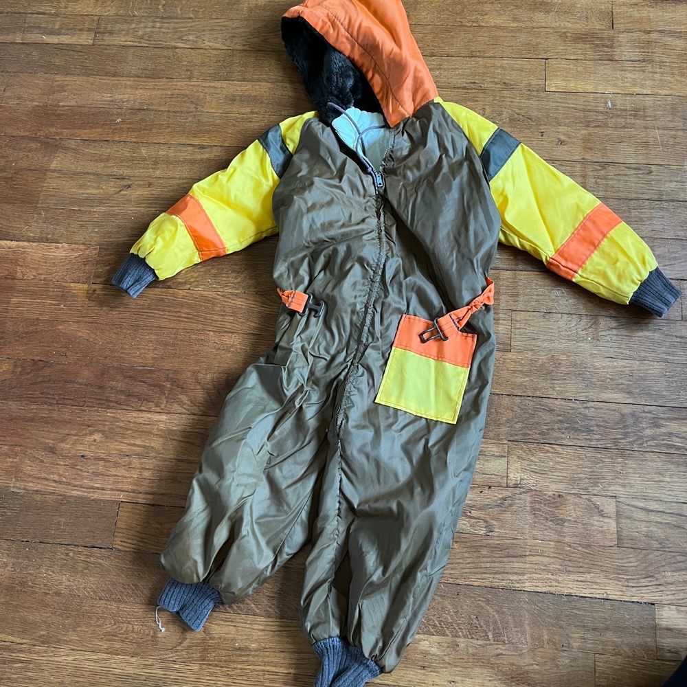 vintage Sportcaster one-piece snowsuit for children size 4t